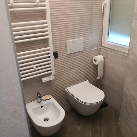 Class Apartment